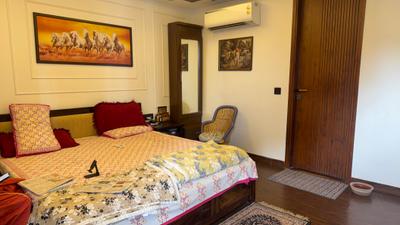 Bedroom Image of 1800 Sq.ft 3 BHK Builder Floor for sale in South Extension I New Delhi for Rs. 46000000