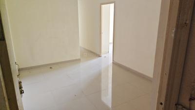 Living Room Image of 950 Sq.ft 2 BHK Apartment / Flat for rent in Pyramid Elite, Sector 86 Gurgaon for Rs. 19500