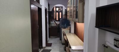 Balcony Image of 800 Sq.ft 2 BHK Builder Floor for sale in Laxmi Nagar New Delhi for Rs. 6800000