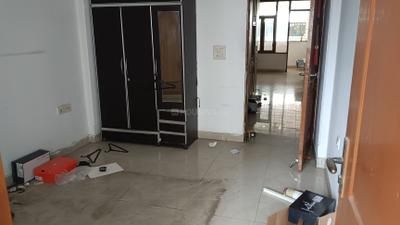 Bedroom Image of 1100 Sq.ft 2 BHK Apartment / Flat for sale in Rajhans Premier Apartment, Indirapuram Ghaziabad for Rs. 9500000
