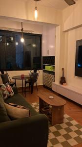 Hall Image of 800 Sq.ft 2 BHK Apartment / Flat for rent in Hashu Niwas, Bandra West Mumbai for Rs. 118000
