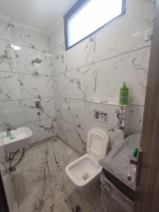 Bathroom Image of 1200 Sq.ft 3 BHK Builder Floor for sale in Hari Nagar New Delhi for Rs. 8500000