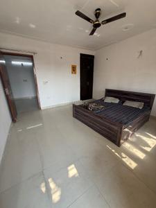 Bedroom Image of 1050 Sq.ft 2 BHK Apartment / Flat for rent in Krishna Vatika Society, Sector 63 Noida for Rs. 22500