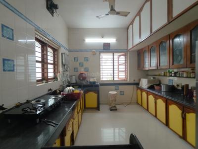 Kitchen Image of 1620 Sq.ft 5 BHK Villa for sale in Naranpura Ahmedabad for Rs. 35100000