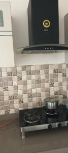 Kitchen Image of 1500 Sq.ft 3 BHK Apartment / Flat for rent in Rahatani Pune for Rs. 37000