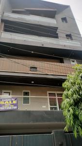 Image of 1700 Sq.ft 3 BHK Builder Floor for sale in Shalimar Bagh, New Delhi for Rs. 46500000