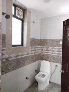 Common Bathroom Two Image of 1900 Sq.ft 3 BHK Apartment / Flat for sale in Sector 23 Dwarka New Delhi for Rs. 26800000