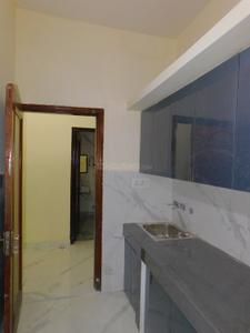 Kitchen Image of 900 Sq.ft 1 BHK Builder Floor for rent in Janakpuri New Delhi for Rs. 23000