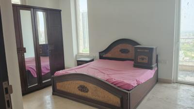Bedroom Image of 2950 Sq.ft 4 BHK Apartment / Flat for rent in Puri Diplomatic Greens, Sector 110A Gurgaon for Rs. 74100