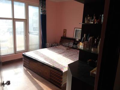 Bedroom Image of 1600 Sq.ft 3 BHK Apartment / Flat for sale in SVP Gulmohur Greens, Rajendra Nagar Ghaziabad for Rs. 13500000