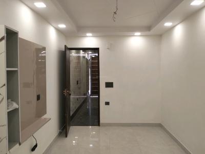 Living Room One Image of 1500 Sq.ft 3 BHK Builder Floor for sale in Shalimar Bagh New Delhi for Rs. 13500000