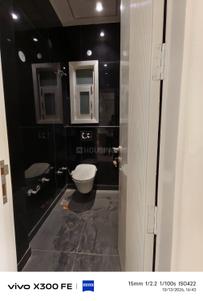 Bathroom Image of 2700 Sq.ft 4 BHK Builder Floor for sale in Paschim Vihar New Delhi for Rs. 56000000