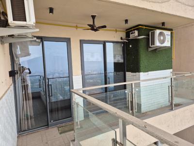 Balcony Image of 1395 Sq.ft 3 BHK Apartment / Flat for sale in Metro Suites Glitz, Vasundhara Ghaziabad for Rs. 18000000