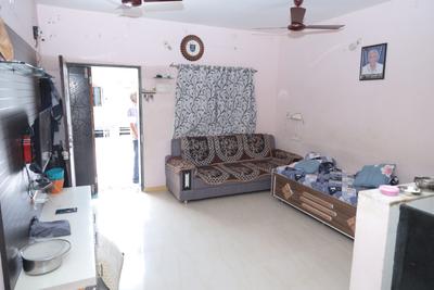 Hall Image of 845 Sq.ft 5 BHK Independent House for sale in Punit Nagar Rajkot for Rs. 10000000