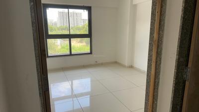 Bedroom Image of 2825 Sq.ft 4 BHK Apartment / Flat for sale in HR Eliseo , Shela Ahmedabad for Rs. 15800000