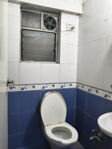 Common Bathroom Image of 1500 Sq.ft 2 BHK Apartment / Flat for sale in Monte South, Byculla Mumbai for Rs. 38000000