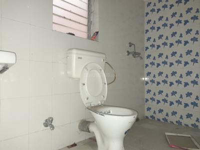 Bathroom Image of 510 Sq.ft 1 BHK Apartment / Flat for sale in Magnolia City, Barasat Kolkata for Rs. 1351000