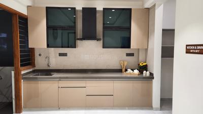 Kitchen Image of 1050 Sq.ft 3 BHK Apartment / Flat for sale in Morena Apartment, Ambawadi Ahmedabad for Rs. 13000000