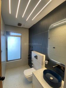 Bathroom Image of 3000 Sq.ft 3 BHK Duplex for rent in Indiabulls Sky Forest, Parel Mumbai for Rs. 375000