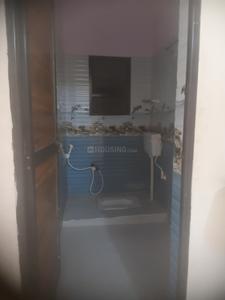 Bathroom Image of 1200 Sq.ft 1 BHK Independent House for rent in Kharanti Gaya for Rs. 8000