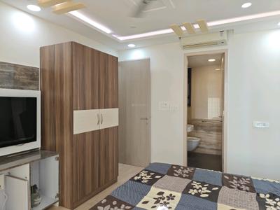 Bedroom Image of 1355 Sq.ft 3 BHK Apartment / Flat for sale in Lodha New Cuffe Parade, Sion Mumbai for Rs. 47100000