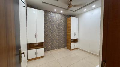 Bedroom Image of 1000 Sq.ft 3 BHK Builder Floor for rent in Razapur Khurd New Delhi for Rs. 18500