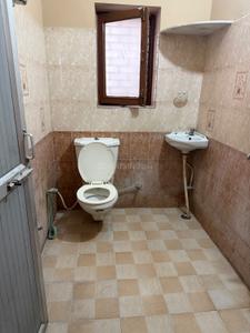 Bathroom Image of 600 Sq.ft 1 BHK Builder Floor for rent in Rajpur Road Dehradun for Rs. 13000