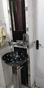 Image of 1500 Sq.ft 3 BHK Apartment / Flat for rent in Supreme Enclave, Mayur Vihar Phase 1, New Delhi for Rs. 50000