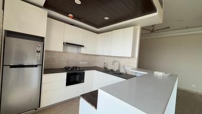 Kitchen Image of 2090 Sq.ft 3 BHK Apartment / Flat for rent in Supertech Supernova, Sector 94 Noida for Rs. 85000