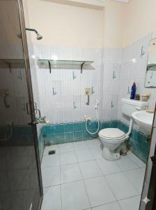 Image of 2000 Sq.ft 3 BHK Apartment / Flat for sale in Trimalgherry, Secunderabad for Rs. 7500000
