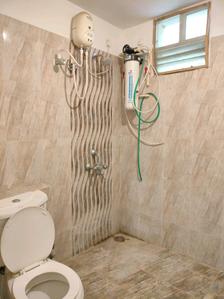 Common Bathroom Image of 1500 Sq.ft 3 BHK Apartment / Flat for rent in GM E City Town, Bommasandra Bengaluru for Rs. 28000