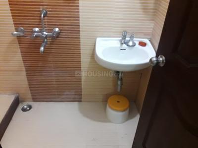 Common Bathroom Image of 1100 Sq.ft 2 BHK Apartment / Flat for rent in Sunder Nagar Raipur for Rs. 20000