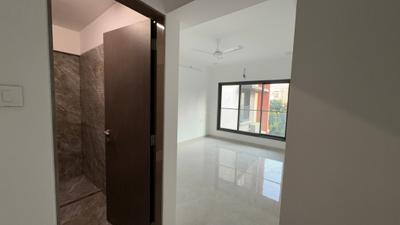 Bedroom Image of 950 Sq.ft 2 BHK Apartment / Flat for rent in Vile Parle East Mumbai for Rs. 150000