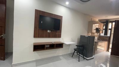 1 RK Independent Builder Floor