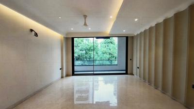 Living Room Image of 2448 Sq.ft 4 BHK Builder Floor for sale in Model Town New Delhi for Rs. 46500000