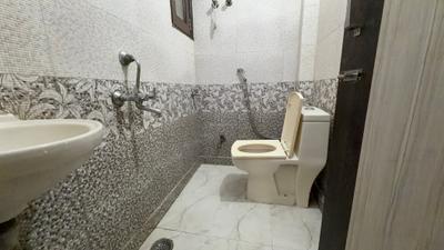 Image of 1100 Sq.ft 2 BHK Builder Floor for rent in DDA Akshardham Apartments, Sector 19 Dwarka, New Delhi for Rs. 25000