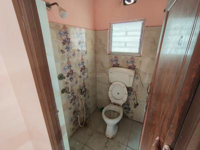 Bathroom Image of 999 Sq.ft 2 BHK Apartment / Flat for sale in Kaikhali Kolkata for Rs. 3700000