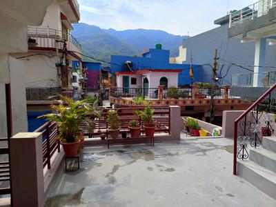 Image of 800 Sq.ft 2 BHK Apartment / Flat for rent in Muni Ki Reti, Rishikesh for Rs. 12000