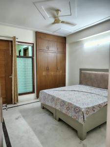 Bedroom Image of 1300 Sq.ft 2 BHK Builder Floor for rent in Sector 105 Noida for Rs. 28000