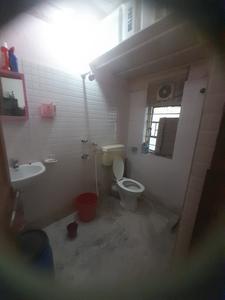Bathroom Image of 400 Sq.ft 1 BHK Apartment / Flat for sale in Ultadanga Kolkata for Rs. 2200000
