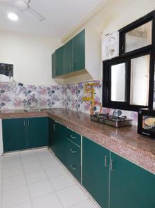 Kitchen Image of 1300 Sq.ft 2.5 BHK Apartment / Flat for rent in Vasant Kunj New Delhi for Rs. 65000