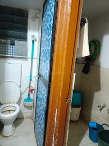 Bathroom Image of 410 Sq.ft 1 RK Apartment / Flat for sale in Bhagal Surat for Rs. 1500000