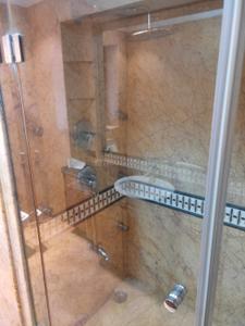 Bathroom Image of 3250 Sq.ft 3 BHK Apartment / Flat for rent in Nariman Point Mumbai for Rs. 800000