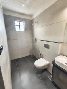 Bathroom Image of 2020 Sq.ft 4 BHK Villa for sale in Shree Siddhnath Primero, Tarsali Vadodara for Rs. 11700000