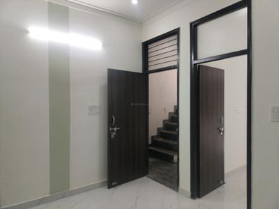 Living Room Image of 800 Sq.ft 2 BHK Apartment / Flat for sale in CI Golf City, Kambakshpur Noida for Rs. 3052000