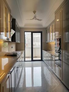 Kitchen Image of 1650 Sq.ft 3 BHK Builder Floor for sale in Sector 9 Gurgaon for Rs. 23000000