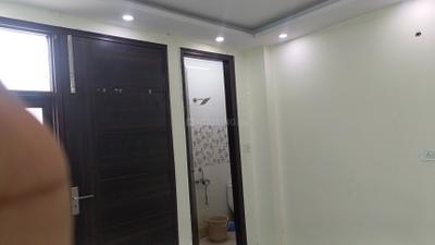 Bedroom Image of 630 Sq.ft 2 BHK Builder Floor for rent in Govindpuri New Delhi for Rs. 20000