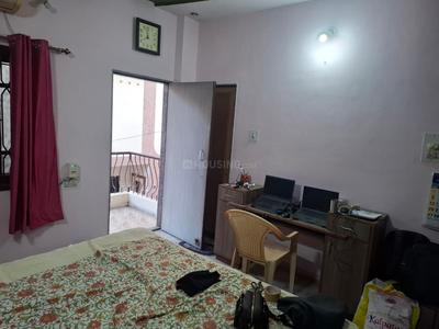 Bedroom Image of 90 Sq.ft 2.5 BHK Independent House for rent in Adajan Surat for Rs. 28000