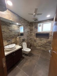 Bathroom Image of 3267 Sq.ft 4 BHK Builder Floor for rent in Palam Vihar Gurgaon for Rs. 65000