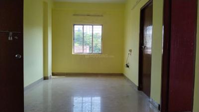 Living Room Image of 850 Sq.ft 2 BHK Apartment / Flat for rent in Picnic Garden Kolkata for Rs. 11000
